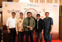Caption left to right names: Haresh Patel (Producer), Anuraag Prapanna (Actor), Siddharth Randeria (Actor), Dharmessh Mehta (Director), Sujal Parekh (CBO, Zee Music Company)